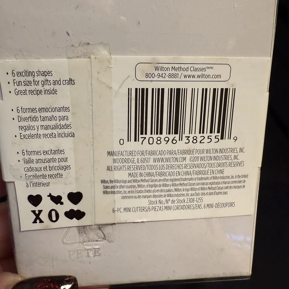 Wilton Metal Cookie Cutters - Hearts‎ Love XO, Set Of 6 New Valentines Day